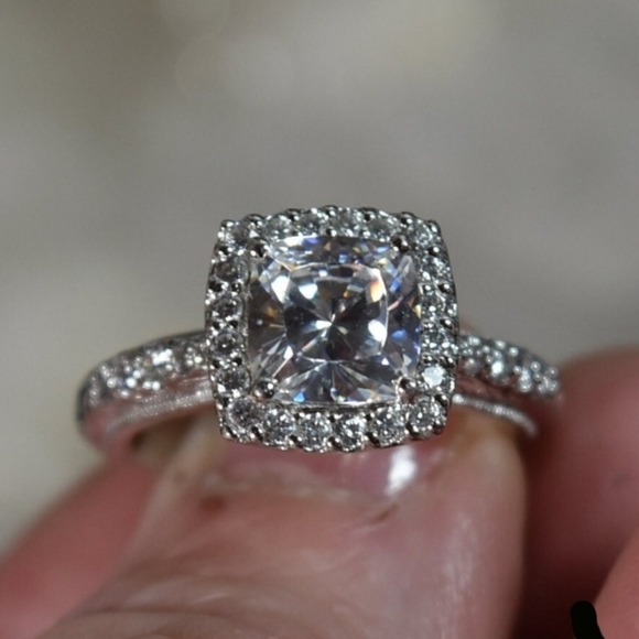 Tacori Wedding Ring - Picture 6 of 7